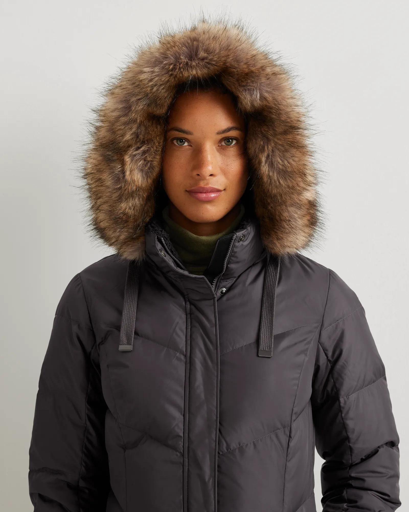 Women's Lodge Cascadian Down Hooded Parka - Image 9