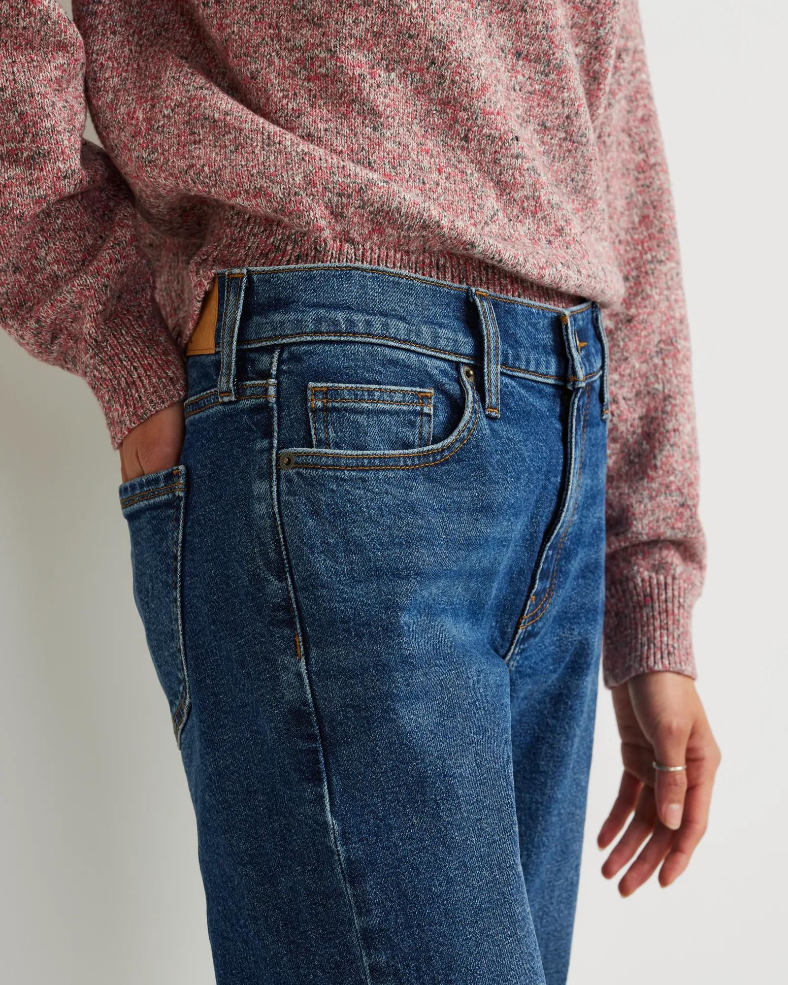 Women's Authentic 90s Boyfriend Relaxed Fit Jeans - Image 11