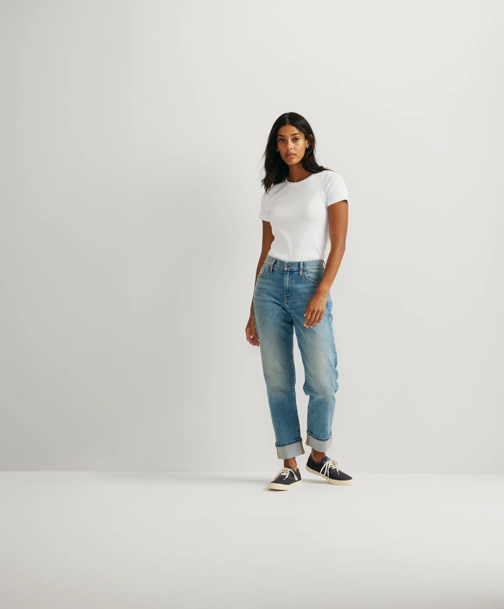 Women's Authentic 90s Boyfriend Relaxed Fit Jeans - Image 12
