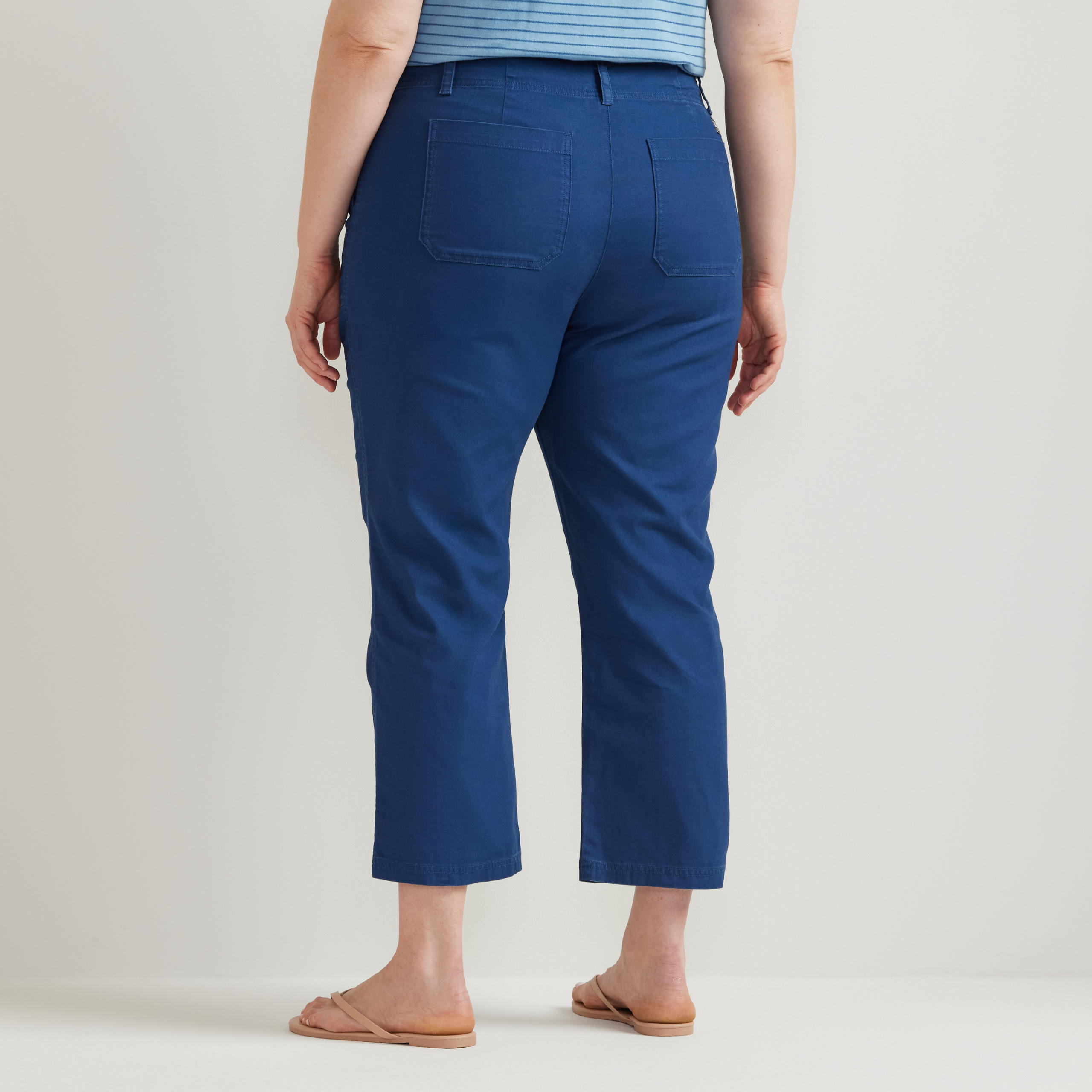 Women's Utility Stretch Canvas Kick Cropped Pants - Image 13