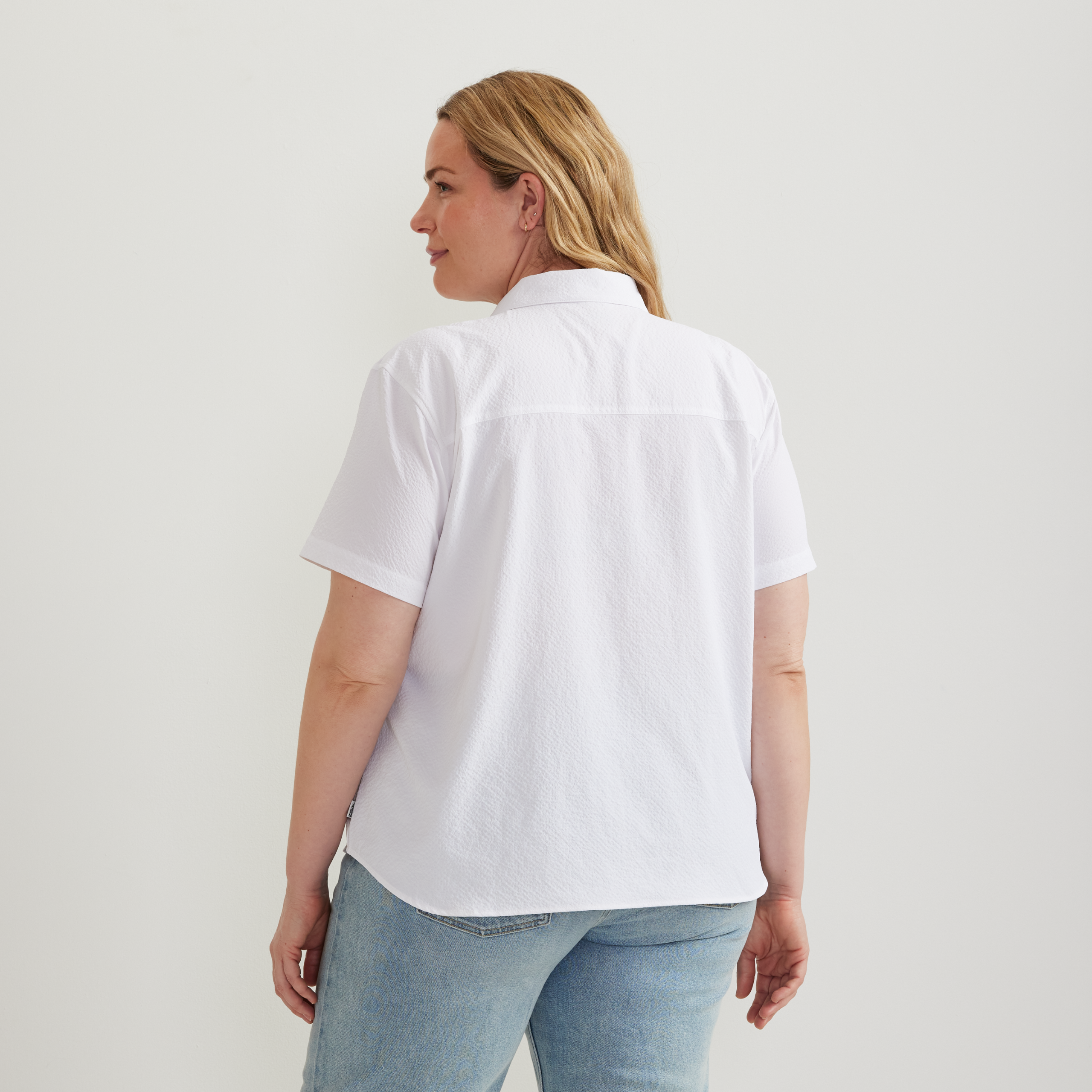 Women's Short-Sleeve Mountain 3.0 Shirt - Solid - Image 5